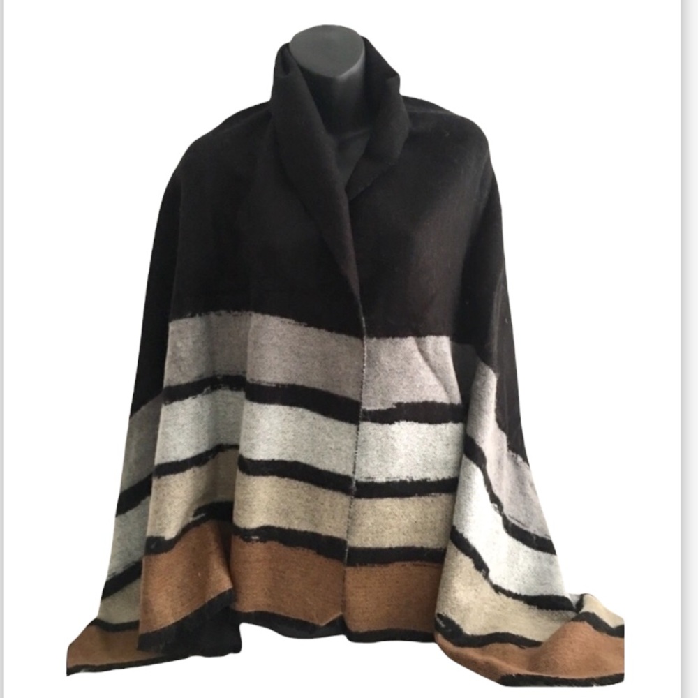 Elegant Striped Black and Brown Wrap